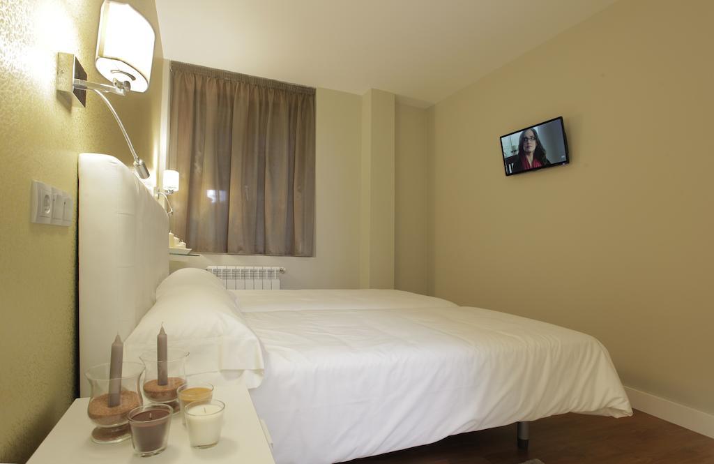 Hotel Rosal Oviedo Room photo