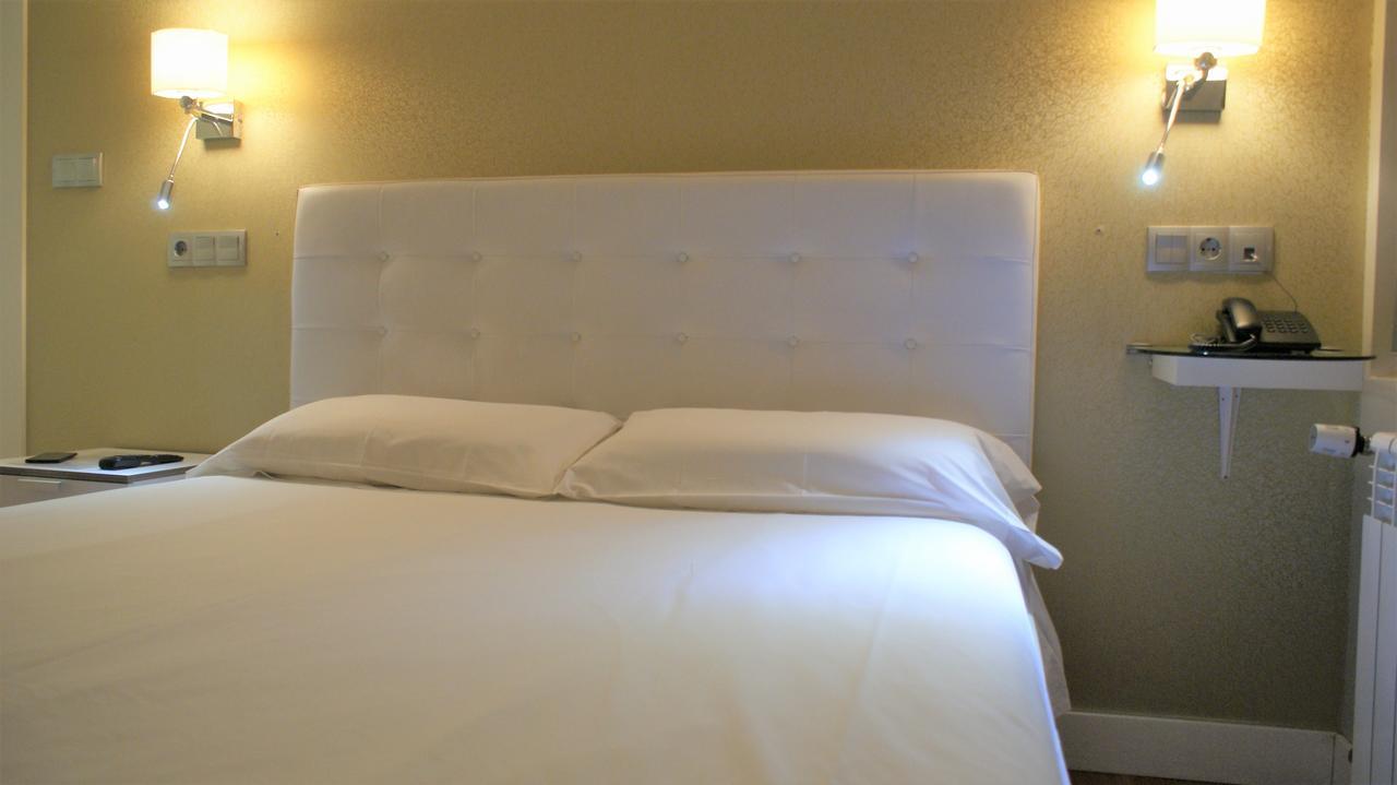 Hotel Rosal Oviedo Exterior photo